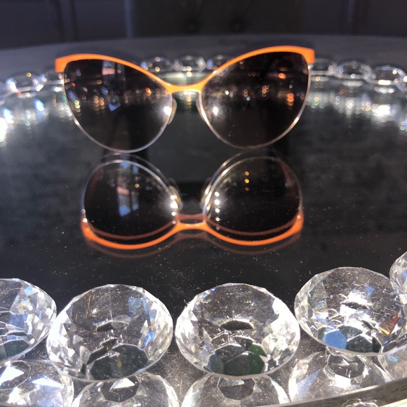 Michael Kors Finley Cat-eye Sunglasses. - Picture 2 of 8